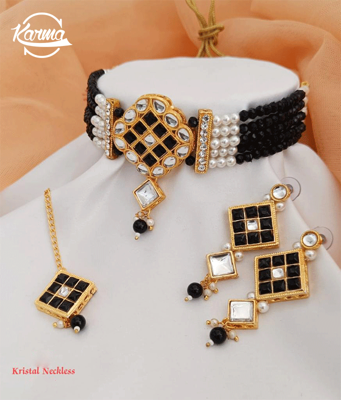 Black Crystal Pearl Necklace Set - KarmaOnline