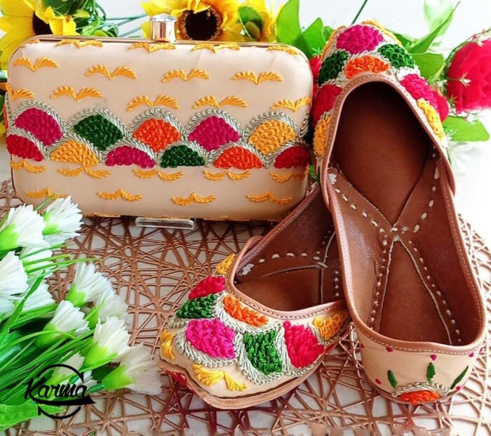 Punjabi Fancy Jutti & Handbag Set - KarmaOnline